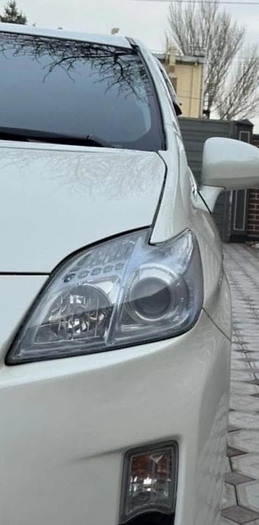 аренда с выкупом авто: Toyota Prius: 2010 г., 1.8 л, Автомат, Гибрид, Хэтчбэк — 9