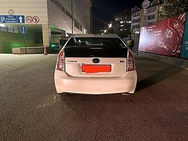 Унаа сатуу: Toyota Prius: 2015 г., 1.8 л, Автомат, Гибрид, Хетчбек — 6