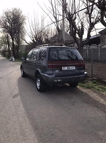 бу вагон: Mitsubishi Space Wagon: 1992 г., 2 л, Ручные, Бензин, Универсал — 2