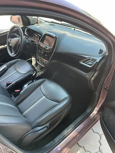 bwb e34: Chevrolet Spark: 2019 г., 1 л, Вариатор, Бензин, Седан — 4