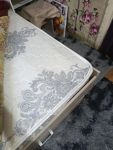мебель сатылат: Кровать двуспальная с матрасом и выдвижными ящиками - Размер — 2