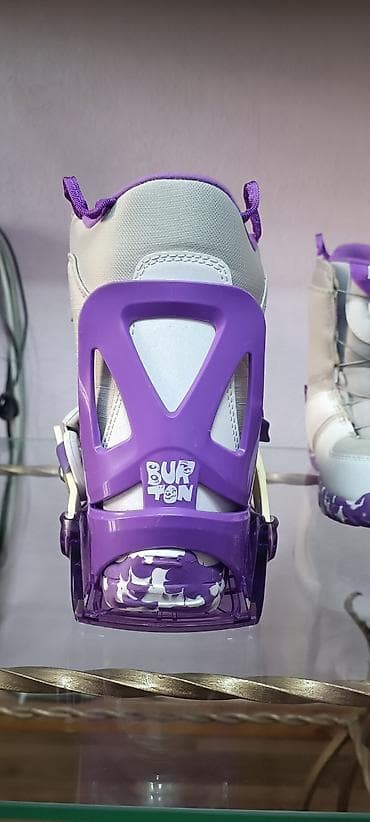 ботус бу: Продам крепления и ботиночки для сноуборда размер 33. цена 5000 сом — 8