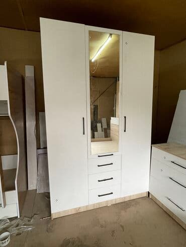 самые дешевые спальные гарнитуры с матрасом в комплекте: Спальный гарнитур, Двуспальная кровать, Шкаф, Комод — 2