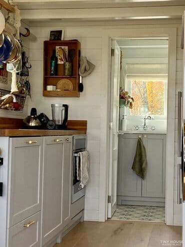 электромобиль бишкек цены: Tiny house на колесах под заказ! производство в Бишкеке 35-45 дней — 7