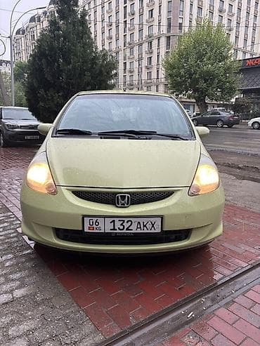 kia rio 2000: Honda Fit: 2005 г., 1.4 л, Вариатор, Бензин, Хэтчбэк — 3