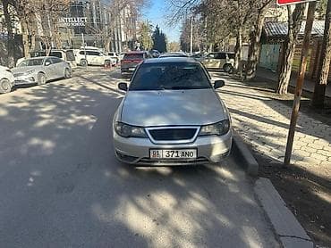 Daewoo Nexia: 2008 г., 1.6 л, Механика, Бензин, Седан