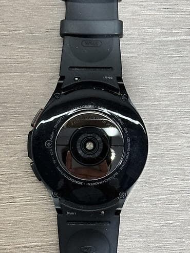 Galaxy Watch: Samsung Galaxy Watch4 Classic (черный) - Модель: Galaxy Watch4 — 3