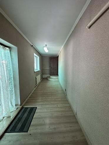 Дома: 📍 В Беловодске продаётся дом на участке 8 соток. 🏡Площадь дома — 10
