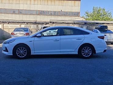 Продажа авто: Hyundai Sonata: 2019 г., 2 л, Автомат, Газ, Седан — 4
