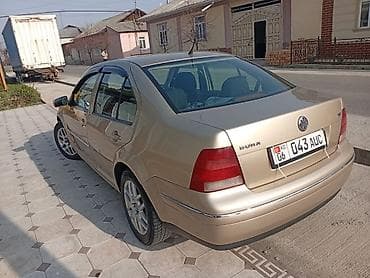 colf 2: Volkswagen Bora: 2002 г., 1.6 л, Автомат, Бензин, Седан — 4