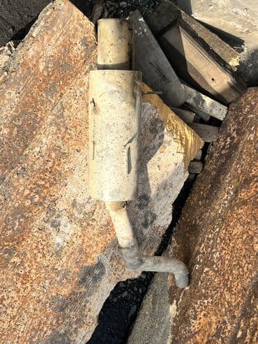 такта прадо: Глушитель Subaru 1999 г., Б/у, Аналог — 1