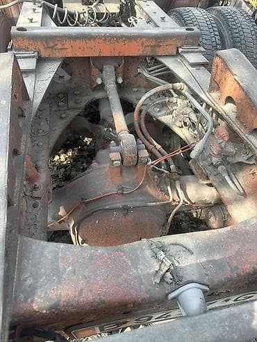 волва тягачи: Тягач, Toyota, 1990 г. — 3