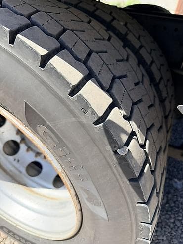 Транспорт: Сүйрөгүч, Volvo, Тенттелген — 7