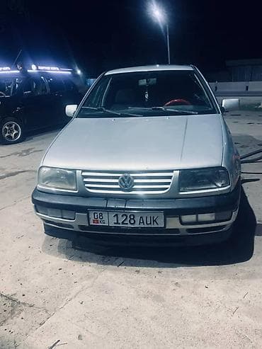 Volkswagen Vento: 1992 г., Седан