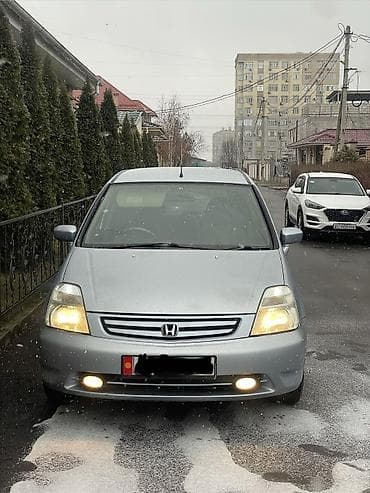 rd 1: Honda Stream: 2002 г., 2 л, Бензин, Минивэн — 7