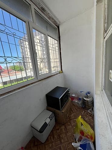 rent: Сдаётся/предлагается комната в квартире. - Просторная прямоугольная — 2