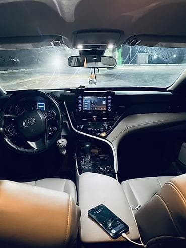 задний вид камри: Toyota Camry: 2022 г., Бензин, Седан — 5