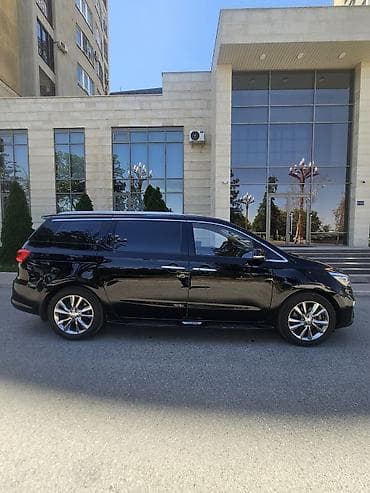 сед: Kia Carnival: 2019 г., 2.2 л, Дизель — 5