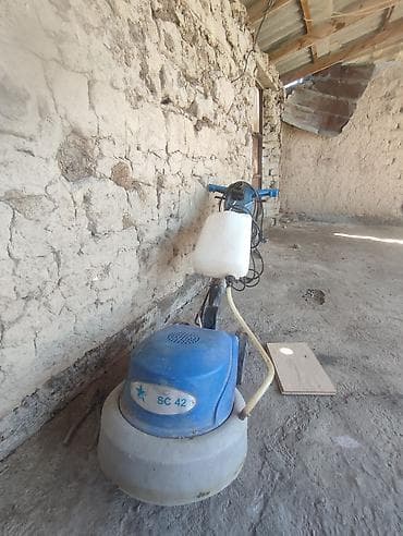 Однодисковая ковромоечная/ машина SC 42 КОМРАМОВОЧНАЯ МАШИНА НА