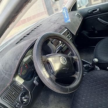 Volkswagen: Volkswagen Golf: 1999 г., 1.6 л, Механика, Бензин, Хэтчбэк — 10