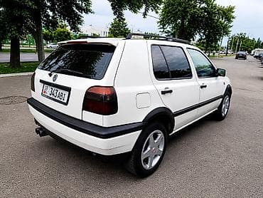 Volkswagen: Volkswagen Golf: 1993 г., 1.6 л, Механика, Бензин, Хэтчбэк — 3