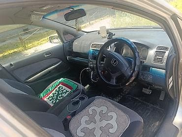 beta ff: Honda Stream: 2002 г., 1.7 л, Автомат, Бензин, Универсал — 1