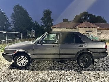 т2 транспортер: Volkswagen Jetta: 1994 г., Седан — 3