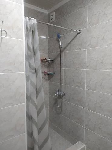 4 bedroom: Арча бешик,ул.кызыл адыр,рядом гос.садик 19 Двор и постройки: - — 5