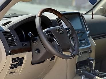 Toyota Land Cruiser: 2016 г., 4.6 л, Автомат, Бензин, Внедорожник — 3