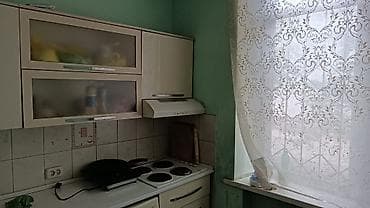110: 3 комнаты, 71 м², Цум Сталинка, 1 этаж, Старый ремонт — 5