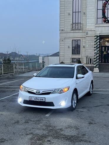 Toyota Camry: 2012 г., 2.5 л, Автомат, Гибрид, Седан