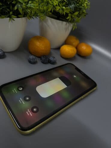 iphone 11 red: IPhone 11, Б/у, 64 ГБ, Желтый, 78 % — 7