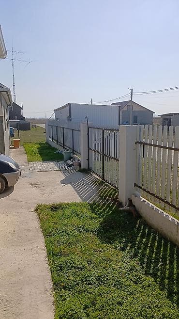демонтаж обои: Кладка стен из кирпичах из шлакоблока/керамзитобетонного блока - — 9
