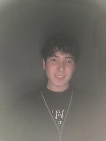 работа в гостиницу: Ищу работу в сфере обслуживания, продаж и клиентского сервиса. Мне 21 — 2