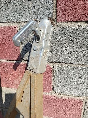 Багажники на крышу и фаркопы: Фаркоп Для легковых авто Mercedes-Benz, Б/у, Самовывоз — 1