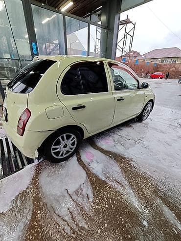 infinity g: Nissan March: 2002 г., 1.3 л, Автомат, Бензин, Хэтчбэк — 4