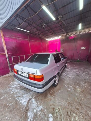 rex sprinter: Volkswagen Vento: 1993 г., 1.8 л, Механика, Бензин, Седан — 4