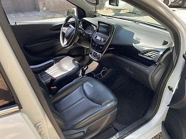 ravon spark: Chevrolet Spark: 2016 г., 1 л, Вариатор, Бензин, Хэтчбэк — 4