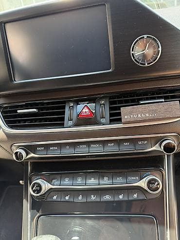 Продажа авто: Hyundai Grandeur: 2018 г., 3 л, Автомат, Газ, Седан — 9