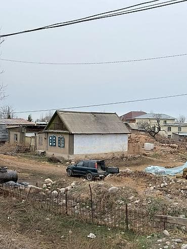 дом с магазин: Дом 2 комнаты, в доме имеется санузел, подведён вода, имеется горячая — 2