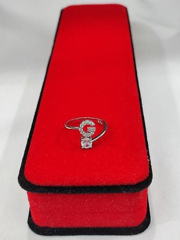 Серебряная колечка с буквай "G" Серебро 925 Без размерный Цена
