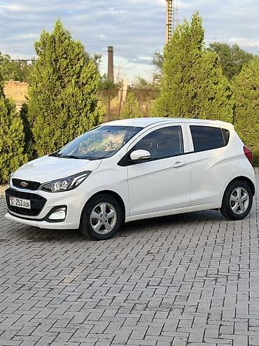 Продажа авто: Chevrolet Spark: 2020 г., 1 л, Вариатор, Бензин, Хэтчбэк — 3