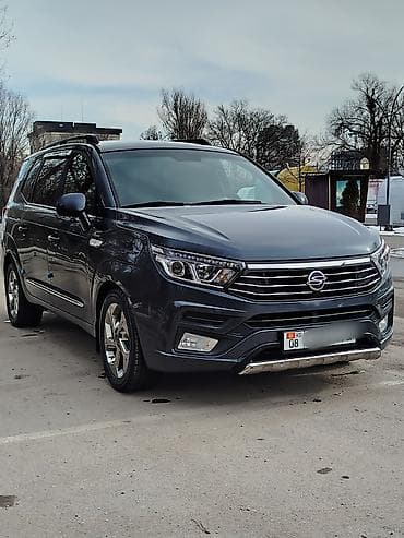 matiz 2009: Ssangyong Korando Turismo: 2018 г., 2.2 л, Автомат, Дизель, Минивэн — 3
