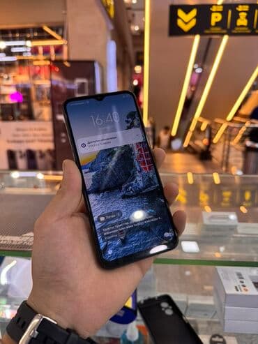 телефон бу токмок: Poco M5, Колдонулган, 128 ГБ, түсү - Кара, 2 SIM — 1