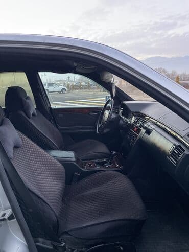 дом на обмен: Mercedes-Benz E-Class: 1996 г., 2.8 л, Механика, Бензин, Седан — 9