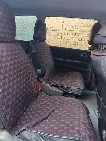 форд гэлакси: Mitsubishi Space Wagon: 2001 г., 2.4 л, Ручные, Бензин, Минивэн — 9