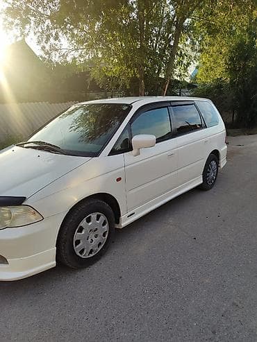 одиссеи: Honda Odyssey: 2001 г., 2.3 л, Автомат, Бензин, Минивэн — 3