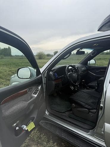 mazda 3 2005: Toyota Land Cruiser Prado: 2005 г., 3 л, Автомат, Дизель, Внедорожник — 8