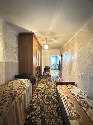 2 комнаты, 42 м², Сталинка, 2 этаж, Старый ремонт