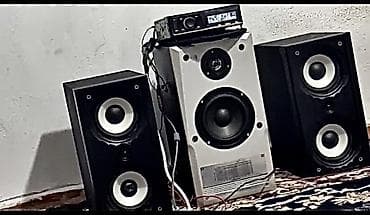 Продаю эти 3 колонки! в очень хорошем состояний! цена за все 4000